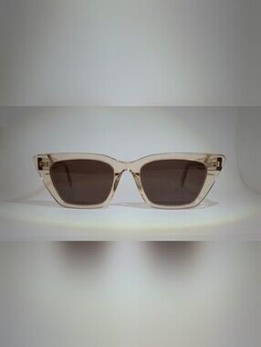 Natalie. Transparent Beige Cat-Eye Translucent Acetate